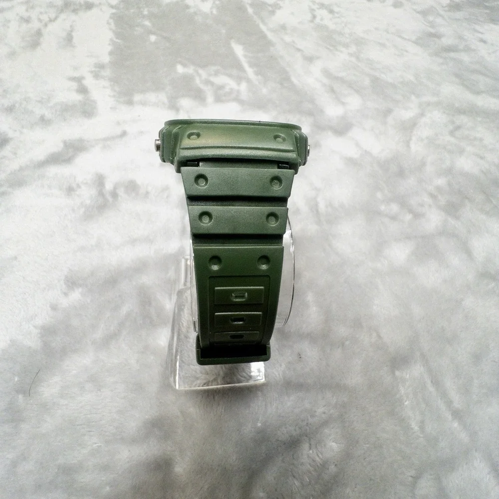 Vtg Timex ACQUA Indiglo OD Green Mens 40mm Digital Watch